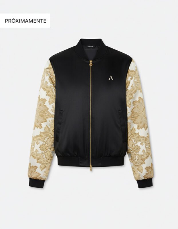 Cazadora bomber negra para hombre con mangas completas de tela fallera en tonos dorados y el isotipo de la marca FAAIA bordado en el pecho.