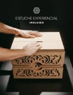 Caja estuche ornamental para generar una experiencia de compra única al comprar ropa de la marca Faaia.