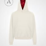 Sudadera Faaia en blanco roto con capucha forrada en damasco de seda rojo, vista frontal.