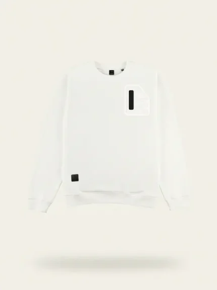 Sudadera blanca marca Faaia con tela fallera damasco en el pecho.