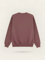 Plano trasero de sudadera color burdeos de la marca Faaia.