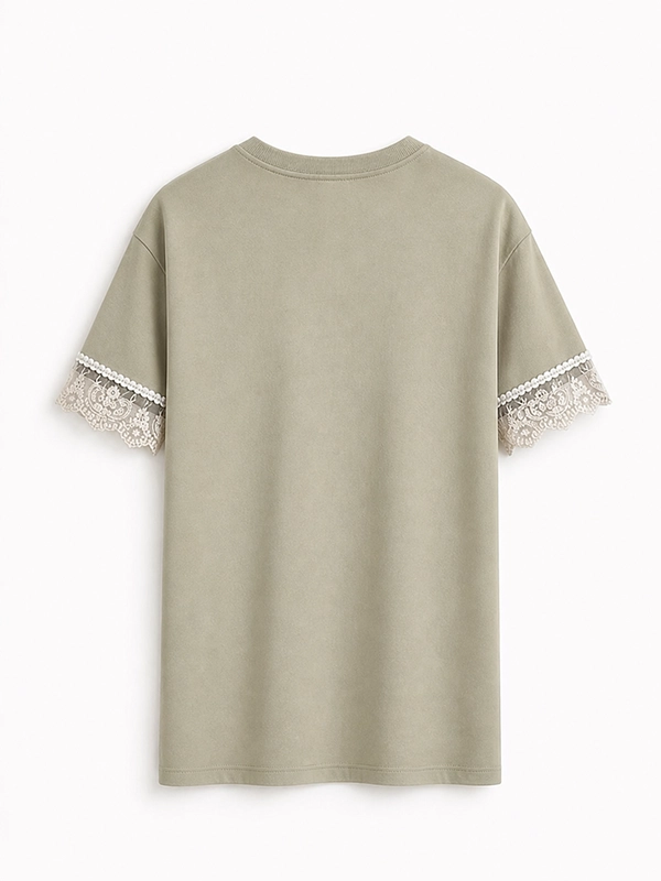Vista trasera camiseta oversize color tierra para mujer de la marca Faaia.