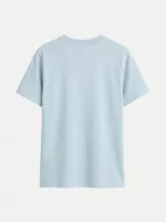 Vista trasera camiseta regular color azul cielo marca Faaia.