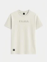 Camiseta manga corta color blanco roto con el logo de Faaia bordado en el pecho.