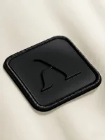 etiqueta micro inyección con icono de Faaia moda.
