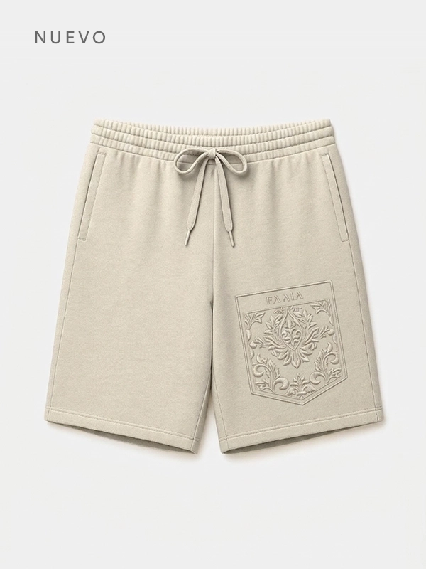 Pantalón corto color tierra marca Faaia con un bordado tono sobre tono.